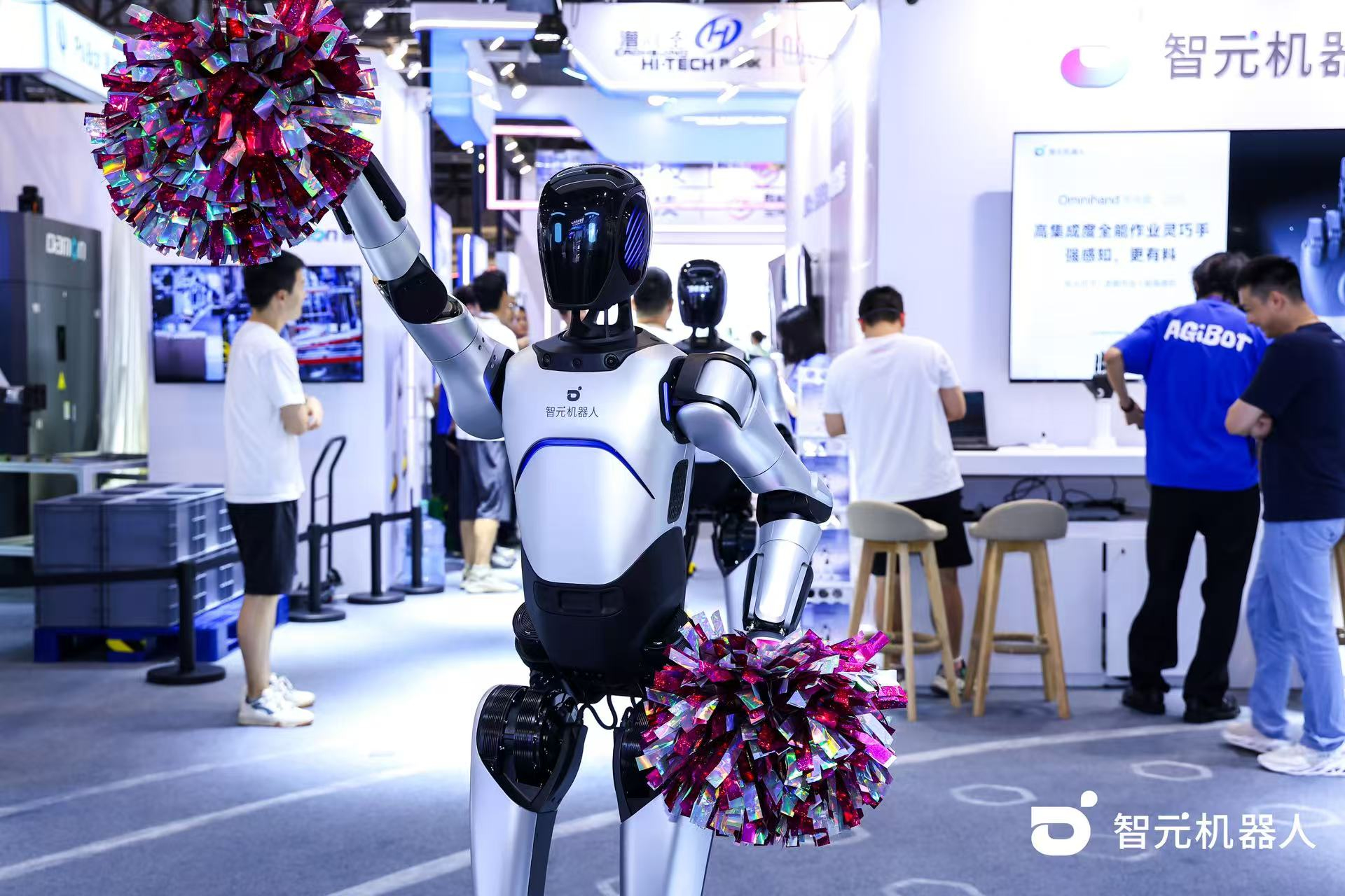 bbin宝盈机器人 WAIC 首日展台火爆，机器...